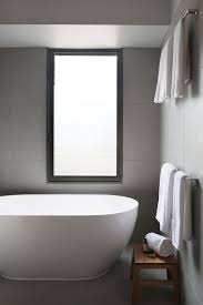 Pin Van Brigitte Benini Op Freistehende Wanne An Der Wand Badkamer Modern Bad Tegels Badkamer