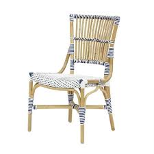 Mit den originalen, amerikanischen wide shockmounts versehen, alles in sehr gutem zustand, wunderschöne fiberglas struktur. The Well Appointed House Luxuries For The Home The Well Appointed Home Set Of Two White And Navy Blue Bistro Natural Woven Side Chairs