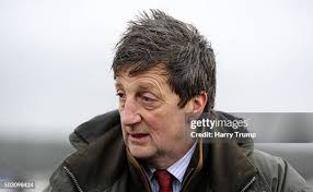 33 Photos & High Res Pictures