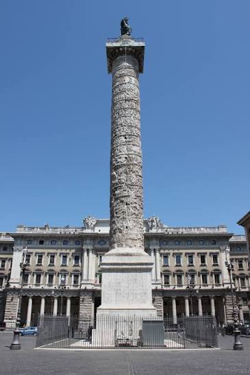 File:La Colonna di Marco Aurelio (5966172297).jpg - Wikipedia