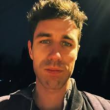 Dino Perovic (@dinoperovic)