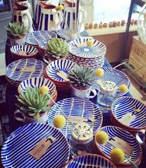269 Curtidas 9 Comentarios La Maison Jouvaud La Maison Jouvaud No Instagram Les Belles Poteries Du Portugal De Table Decorations Decor Instagram Posts