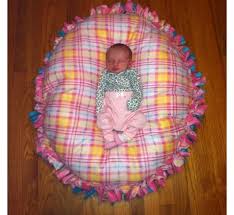 How To Make A No Sew Fleece Blanket W Out Bulky Knots Recipe No Sew Blankets Baby Crafts New Baby Products