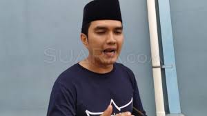 Aldi pernah menjalin kasih dengan. Aldi Taher Muak Sama Tingkahnya Rela Dibully Demi Nafkahi Anak Istri