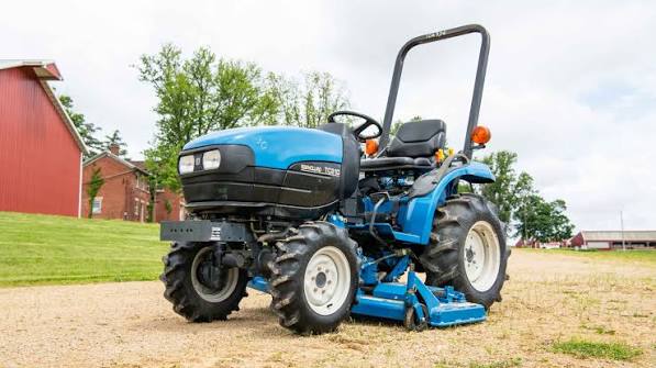 New Holland TC21D Tractor