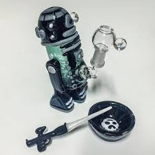 Dab rigs are usually smaller than regular bongs which are used for smoking dry herbs. Pin On Smoke N Mary Jane