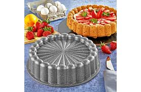 Vielleicht ist das fehlende einfetten die ursache, vielleicht ist die oberfläche der backform nicht zu 100 % glatt, sodass der kuchen einfach haften bleibt. Sahra Granit Kuchen Form Rot Kadizi