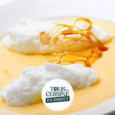 œufs En Neige Au Citron Vert Creme Anglaise A La Vanille Recette En 2020 Creme Anglaise Citron Vert Oeuf A La Neige