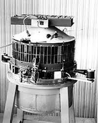 Following the excitement over the first artificial earth satellite, premier khrushchev urged korolev to launch a second satellite in time to celebrate the 40th anniversary of the soviet revolution. Radio Sputnik 2 Rs 2 Iskra Gunter S Space Page