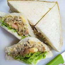 Buka tin sardin, sejatkan kuah dan pisahkan tulang sardin dengan isi. Wanita Ini Kongsi Resepi Sandwich Sardin Express Yummy Puas Hati Letak Inti Penuh Penuh Daily Makan