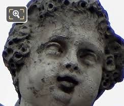 La Prosperite statue