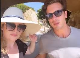 Rebel Wilson, apariție de senzație cu iubitul chipeș la plajă. Cum arată  după ce a slăbit 20 kg