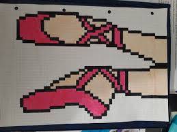 Chaussons Dance Pixel Art En 2020 Pixel Art Art