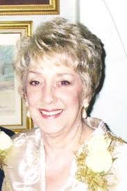 Kelly Klingman's Instagram, Twitter & Facebook