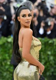 Kim kardashian walked the carpet solo without her husband kanye west. Kim Kardashian Had The Most Hilarious Wardrobe Malfunction At The Met Gala