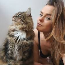 Gillian Johnson (gillsflower)