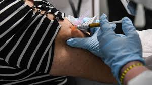 Pfizer manufactures more than 200 million doses of pfizer vaccines annually and is one of the largest sterile injectables suppliers in the world, producing more than 1 billion sterile units per year. Reino Unido Puede Autorizar Esta Semana La Vacuna De Pfizer As Com