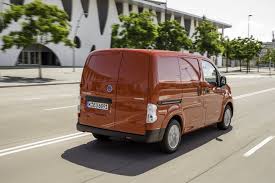 Utilitaire Electrique Nissan E Nv200 Quels Prix Et Quelles Finitions Vehicule Utilitaire Utilitaire Voiture Electrique
