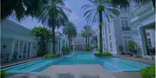 Suportnya gaes.untuk conten selanjutnya video ini di ambil saat sore hari atas. Rumah Mewah Para Politikus Indonesia Ada Yang Ratusan Miliar Mirip Hotel Bintang 5 Merdeka Com
