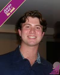 Mazel Tov to this week's Jewish Deac … David Zoller!! Hometown: Livingston,  New Jersey Class of: 2027 Major: Finance Favorite Jewish Food: Brisket  Which Jewish celebrity would you like to have the