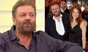 Martin has previously spoken of how he and wife kirsty first met at the top of mount kilimanjaro. Martin Roberts Wife Homes Under The Hammer Star S Kilimanjaro Collapse Led To Romance Celebrity News Showbiz Tv Express Co Uk