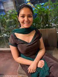 Indian Bengali College Girl Seductive XXX Nude - Indian Girls Club