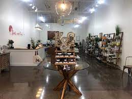 We also specialize in the confidence of each natural hair client ensuring that you will see the gracious reflection of yourself. Natural Hair Beauty Supply Store Kinks And Curls Opens In Lawrenceville News Gwinnettdailypost Com