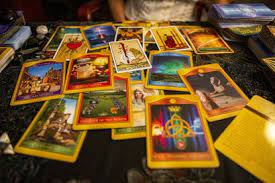 Lana the psychic and lana the medium usings a variety of cards, reads your palm and communicates with those on the other side. Cassadaga 24 Hours In Florida S Psychic Capital Of The World Orlando Sentinel