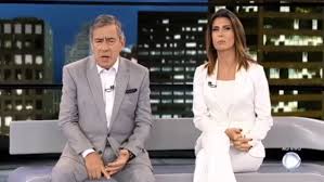 Página oficial do domingo espetacular, no ar todos os domingos, às 19h45, na record tv Piada Apresentadora Do Domingo Espetacular Fica Transparente Ao Vivo Na Record Tv Foco