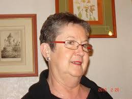 Michelle Faucher's Instagram, Twitter & Facebook