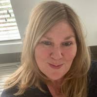 Lynn Smith Email & Phone Number