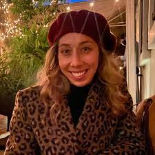 Hayley Spencer's Instagram, Twitter & Facebook