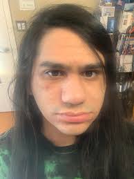 Kiyos song Falling getting radio play?