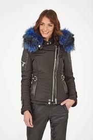 Follow us on our social networks! Blouson Femme Cuir Avec Fourrure Horspist Milano Bis Rouge Col Bleu Cesare Nori Depuis 1955