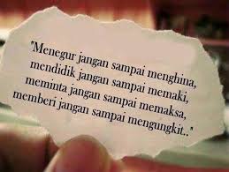 Jika anda sempat dihinggapi perasaan bersalah meninggalkan rumah hampir setiap hari untuk bekerja, anda sebaiknya segera menghapus perasaan tersebut dan mulai membenahi tata kelola rumah tangga agar keduanya tetap berjalan dan saling mendukung. 16 Gambar Kata Kata Untuk Wanita Karir