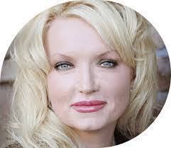 Shannon Ecker's Instagram, Twitter & Facebook