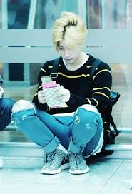 Bae Wearing Yeezy Turtle Doves Love What You See Follow Me Noonacx Suami Bobby Kim