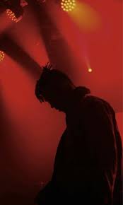 pin by fade on juicewrld wallpaper juice rapper chill rap death juice