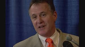 Former UT President John Petersen dies