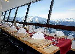 Vor 1 tag · ein lawinenabgang am venet bei zams im tiroler oberland hat samstagmittag im freien skiraum offenbar sechs verschüttete gefordert. Venet Gipfelhutte Otztaler Alpen Zams E5 Fernwanderweg Tourentipp Com