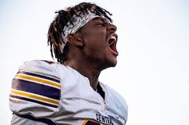 Saginaw Heritage, Vassar earn playoff spots despite losing records