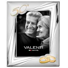 Scrivituttoattaccato 50 anni di nozze illustrazione 50 anni matrimonio 50 v anniversario di matrimonio. Cornice 50 Esimo Anniversario Di Matrimonio In Argento Con Fedi Dorate Gioiel