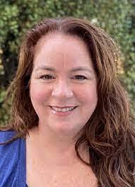 Donna Goyer's Instagram, Twitter & Facebook