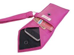 Fabulously Fuchsia Recycled Men S Silk Necktie 2 Pocket Gadget Holder Wristlet Iphone 3g 3gs 4 Blackberry Droid Palm Htc Samsung Sidekick Itouch Ipod Zune Mp Corbatas Viejas Carteras Corbatas