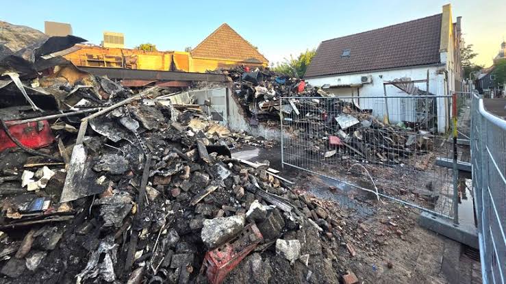 Grote brand Meppel, schade bij buren valt mee: 'Hoe is het mogelijk?' - RTV  Drenthe