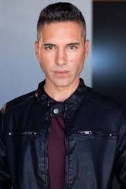 Eduardo Lezcano's Instagram, Twitter & Facebook