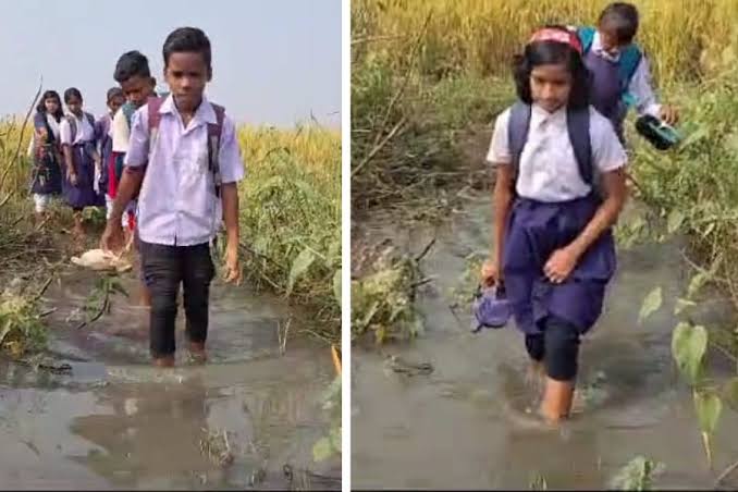 School students | Hundreds of Students face trouble when travelling from home to school in Bankura dgtld - Anandabazar