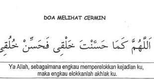 Ketia seluruh karyawan sebuah perusaan akan masuk kerja, mereka melihat papan pengumuman besar di pintu yang bertuliskan,kemarin. Amalkan Doa Melihat Cermin Life With Love