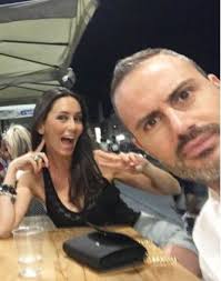 Nel 2005 dodi battaglia ha sposato la terza moglie paola toeschi, da cui ha avuto sofia. Chi E Daniele Battaglia Fidanzata Eta Padre Dodi Foto Ladyblitz
