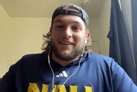 Sharon Lunt's Instagram, Twitter & Facebook